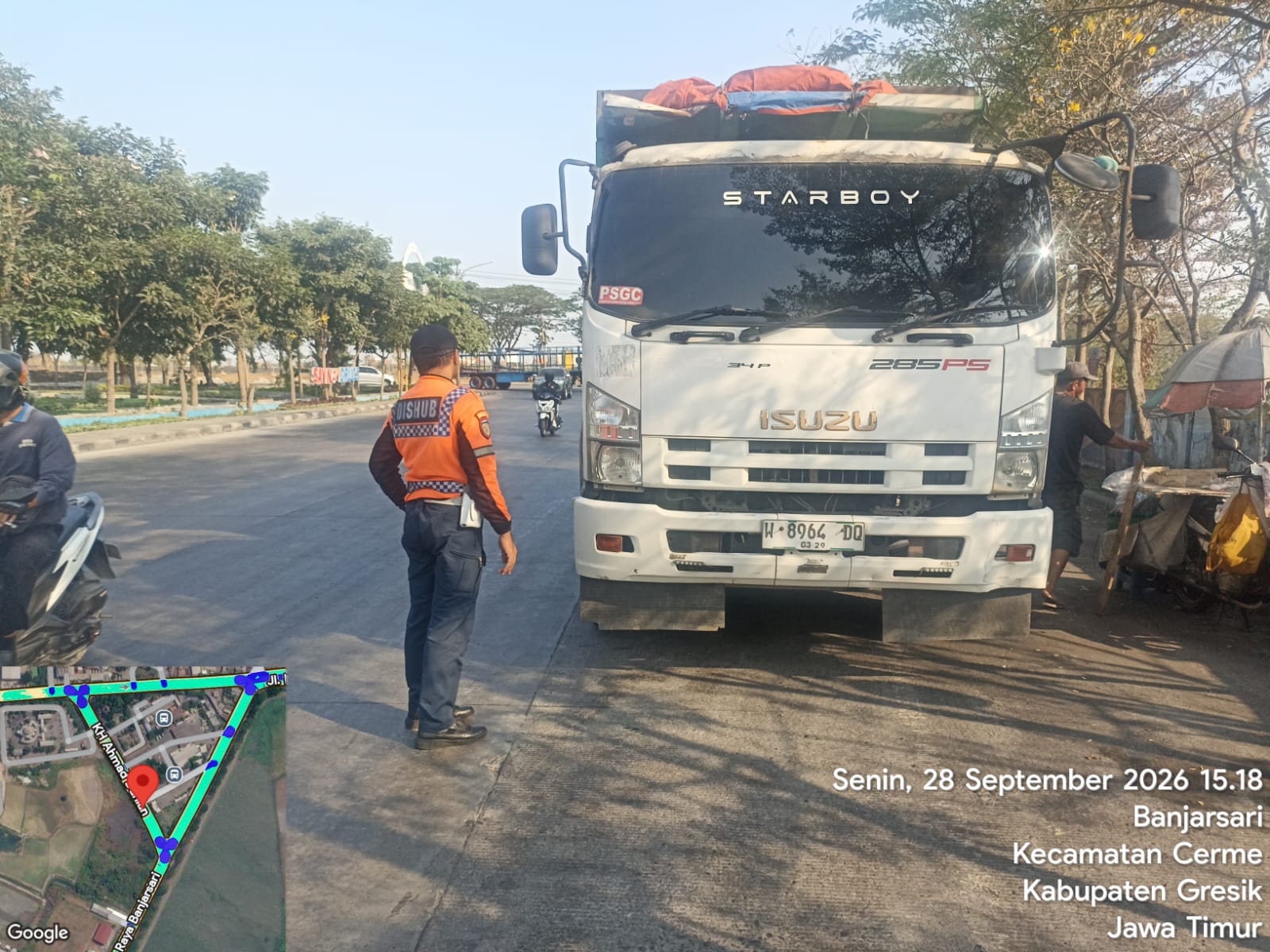 Sinergi Awal Pekan Dishub Gresik: Kendalikan Jalur Logistik, Tata Retribusi Parkir, dan Pacu Layanan Uji KIR