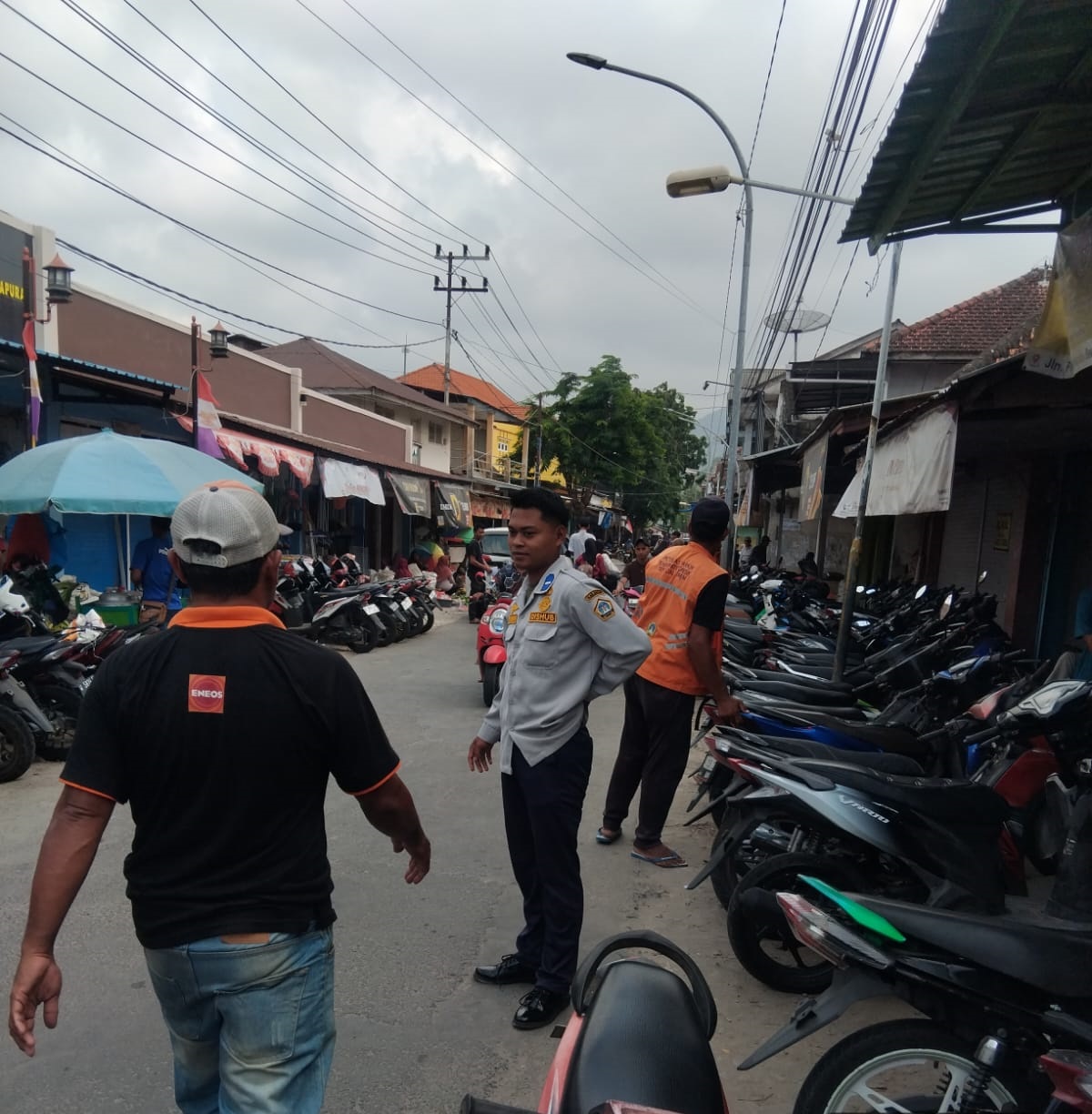 Harmoni Layanan Perhubungan Gresik: Dari Kelancaran Pasar Kotakusuma, Keandalan Pelabuhan Penyeberangan Bawean, Hingga Kelulusan Uji KIR Armada